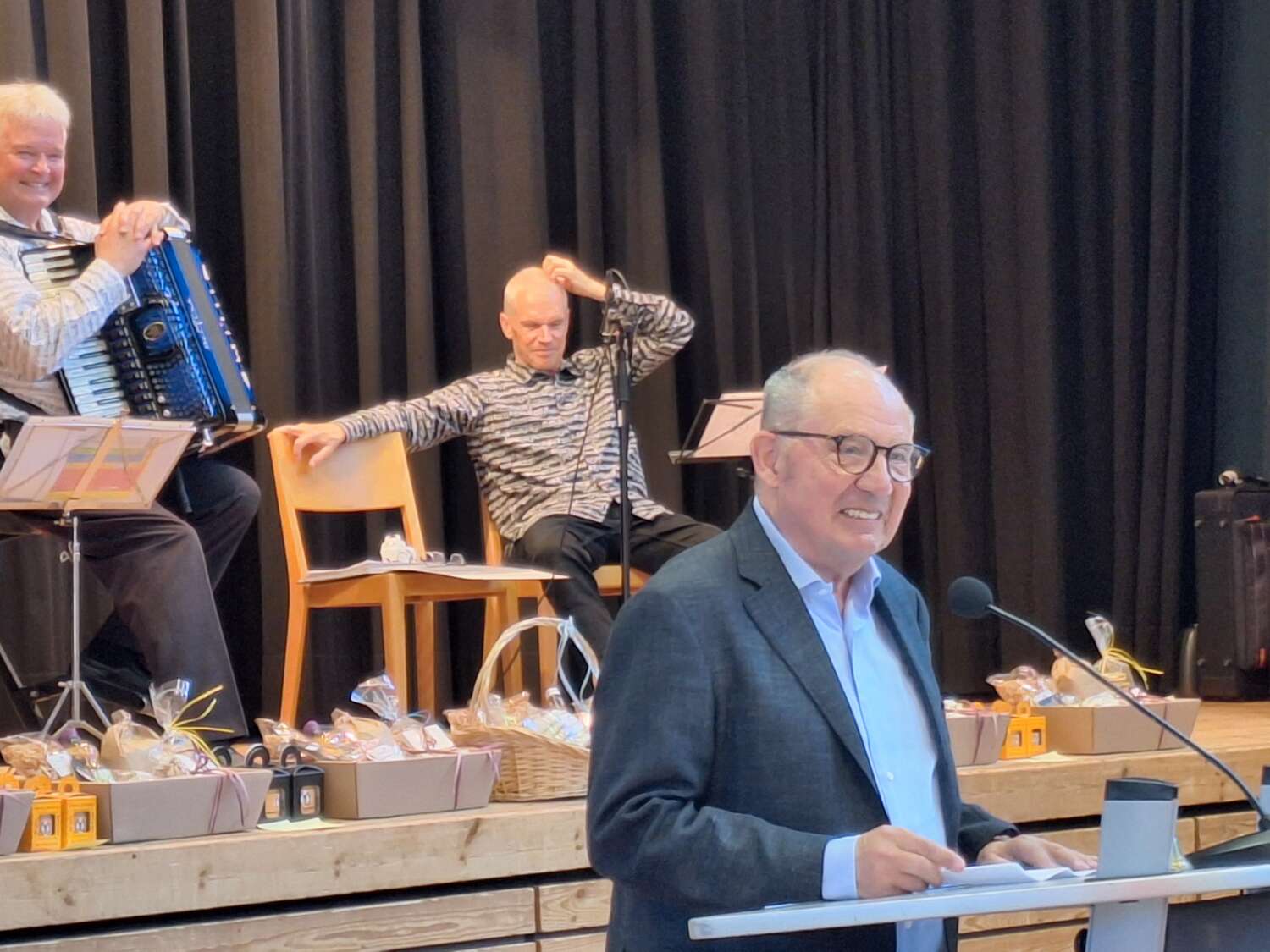 Beni Thurnheer erläuterte humorvoll sein «Winterthur-Alphabet». Bild: ZBV